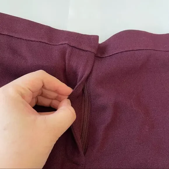 St John Milano Knit Slim Ankle Pant Burgundy Red $595 8 New Without Tags
